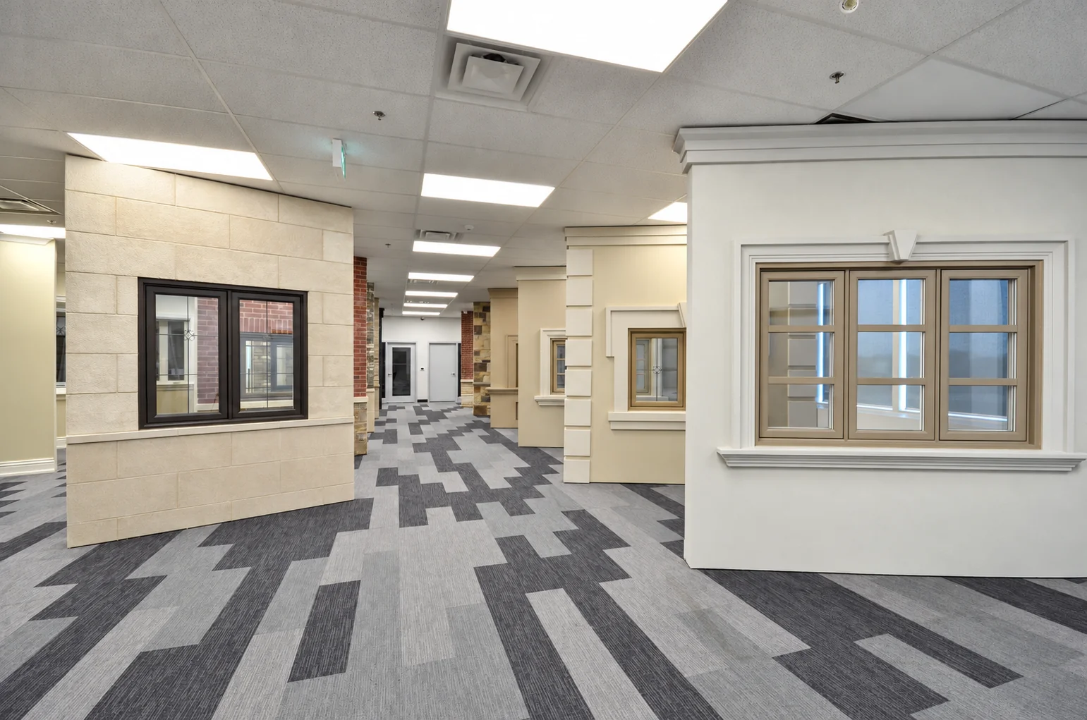 Vinyl window displays with different frame styles in the Vinyl Pro showroom